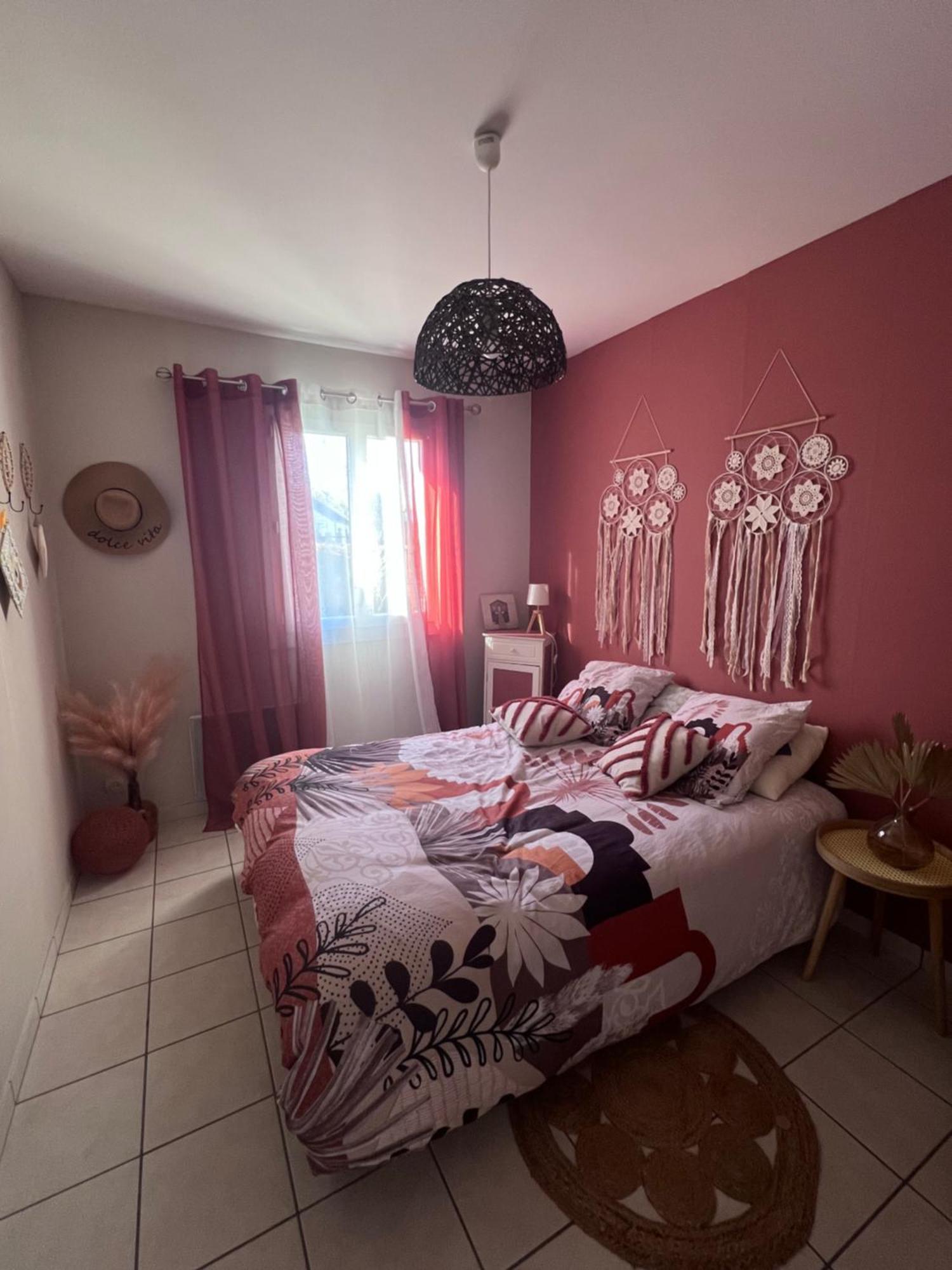 Maison La Chapelaude Extérieur photo